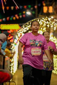 BIB: 18569, 8519
                            <button type="button" onclick="openModal(24741876)" class="btn btn-primary btn-sm float-right btn-popup" data-toggle="modal" data-target=".modal-high-quality">
                        <i class="fas fa-shopping-cart"></i> Add to Cart
                    </button>
                                            <button type="button" onclick="isThisMe(24741876, true)" class="btn btn-success btn-sm float-right btn-popup btn-isme hidden" data-toggle="tooltip" data-placement="bottom" title="นี่คือรูปของคุณใช่ไหม คลิกที่นี่เพื่อเอาเข้าอัลบั้ม">
                        <i class="fas fa-plus"></i> Add to album
                    </button>
                    <button type="button" onclick="isThisMe(24741876, false)" class="btn btn-warning btn-sm float-right btn-popup btn-isnotme hidden">
                        <i class="fas fa-ban"></i> Remove from album
                    </button>